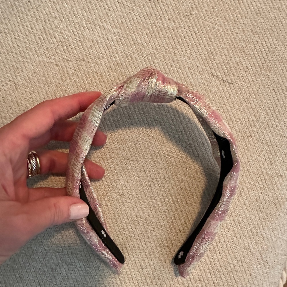 Lele Sadoughi kids size headband.